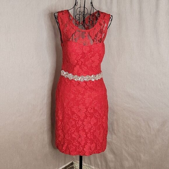 CITY STUDIO Red and Silver Lacey Sequined‎ Dressy Dress Size 7 - Picture 1 of 9